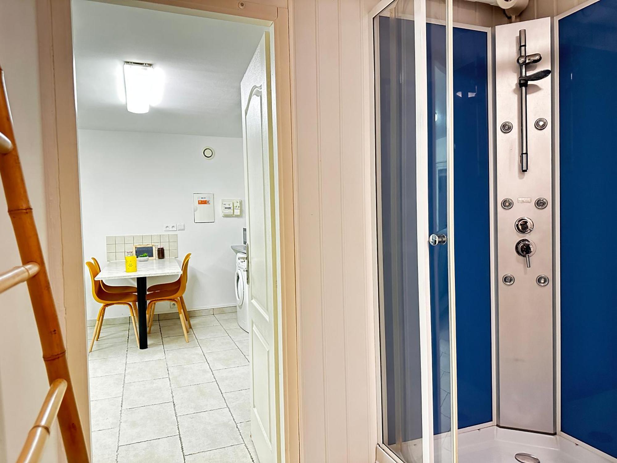 T2 Au Rez De Chaussee Dans Propriete Privee, Au Bord De L'eau A 15 Minutes De Nancy Appartement Toul
